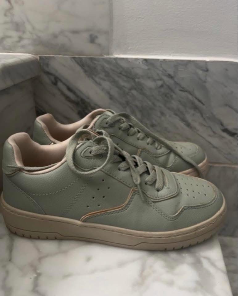 Basket stradivarius