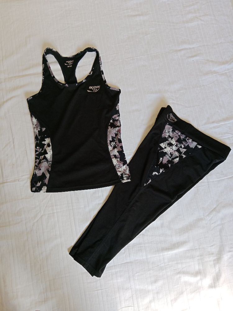 tenue de sport moove &fit noire et parme 