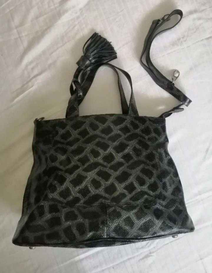 Grand sac à main et à bandoulière 
