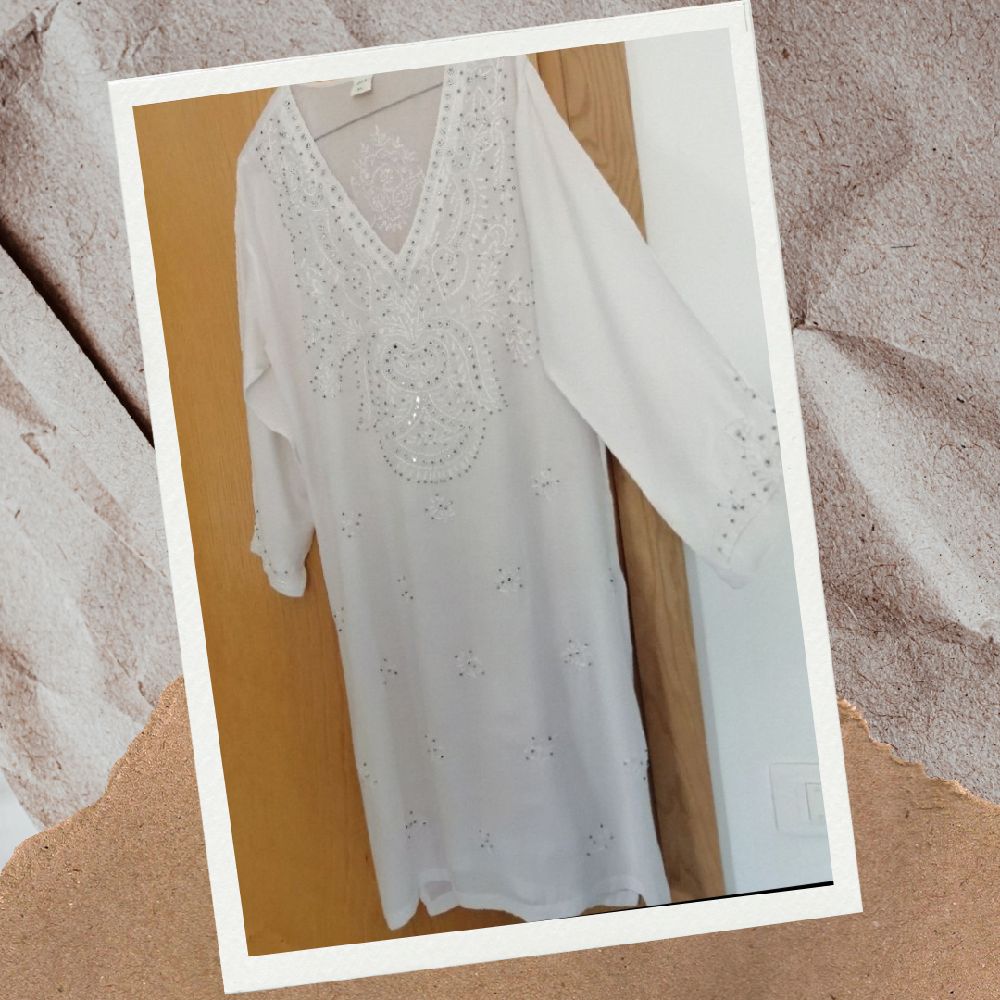 Robe de plage à strass