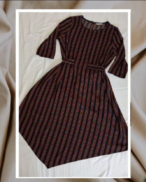 Robe Camaïeu, longueur asymétrique, neuve 