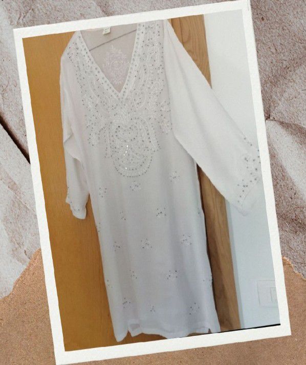 Robe de plage à strass 