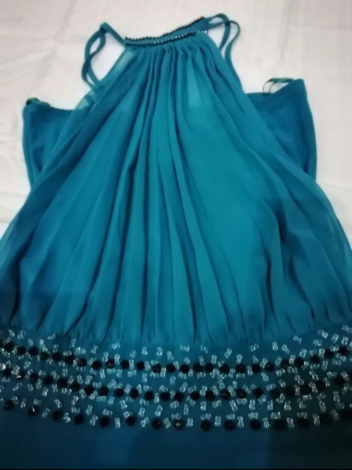 Jolie petite robe, tres chic 