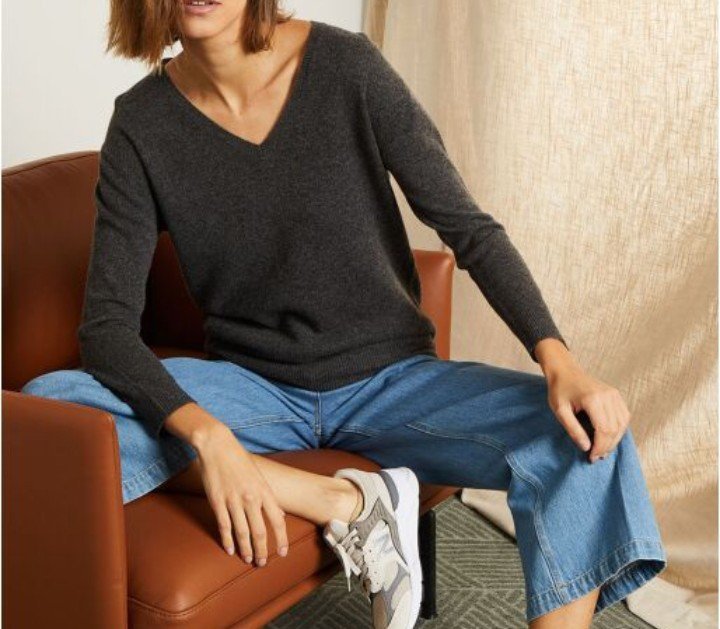Pull Zara col V