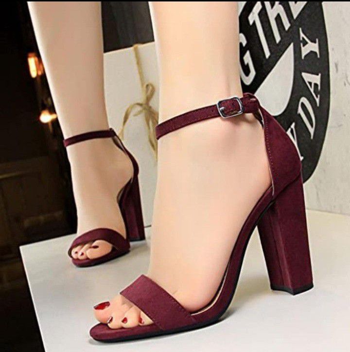 escarpins bordeaux daim, neuves Newlook