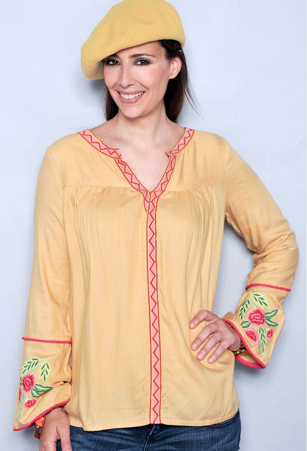 chemise avec broderie 
