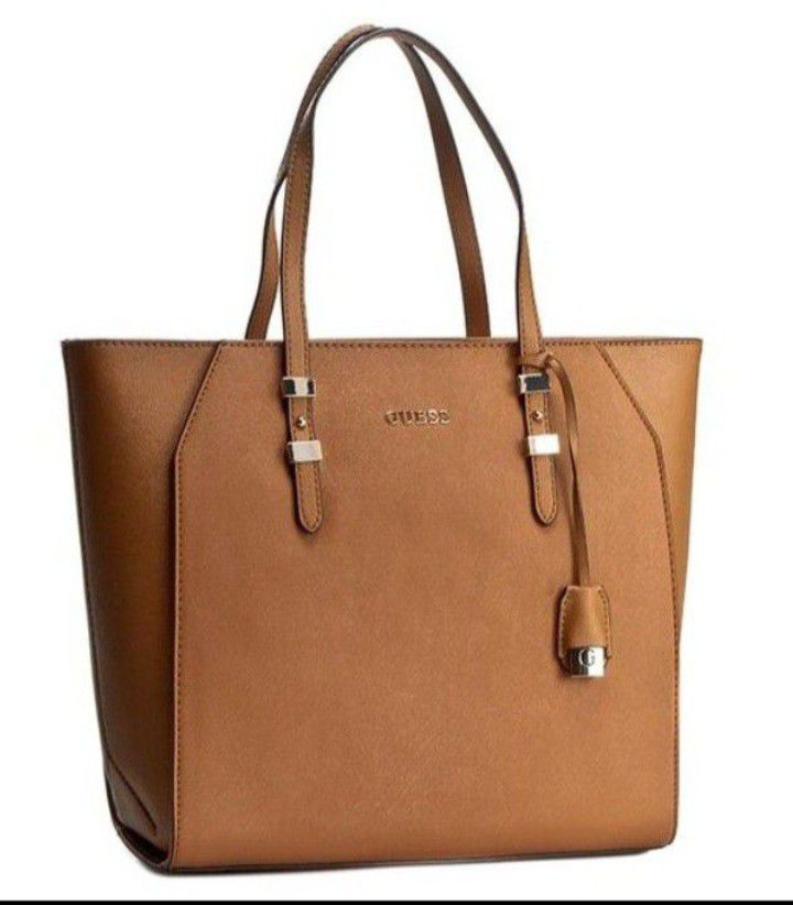 ♥️♥️Sac à main Guess authentique ♥️♥️