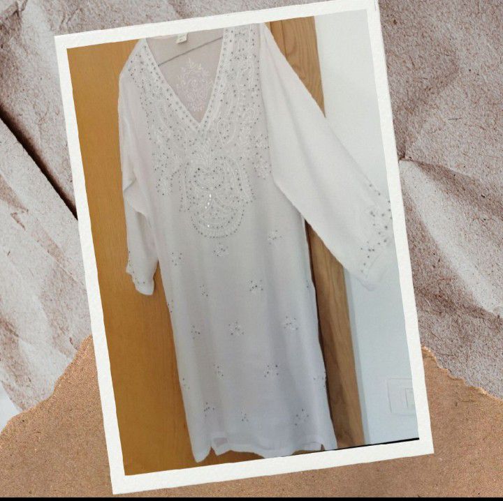 Robe de plage à strass