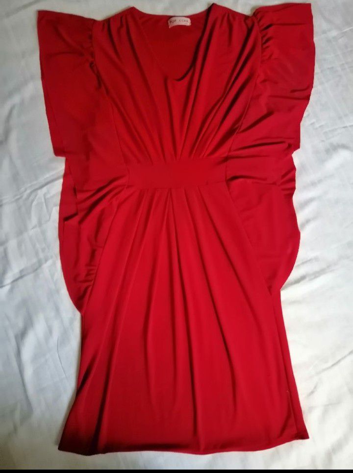 Robe rouge stretch sans manches 