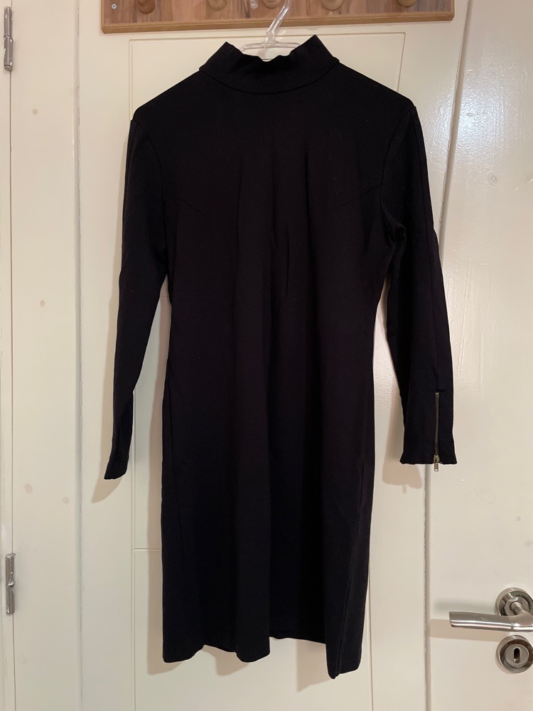 Robe noir 