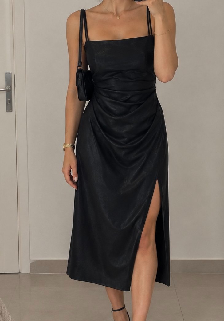 Robe noir
