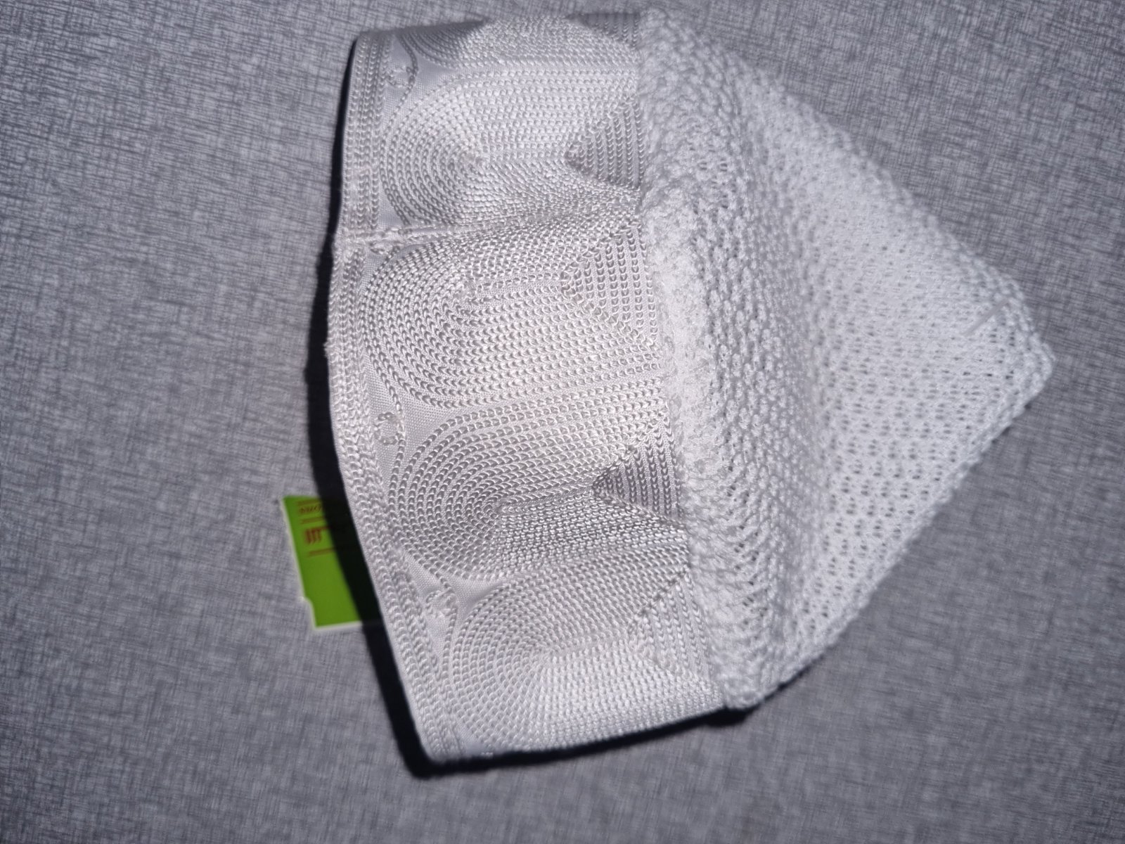 Calotte Blanche Traditionnelle (Taille 21.5, Neuf)