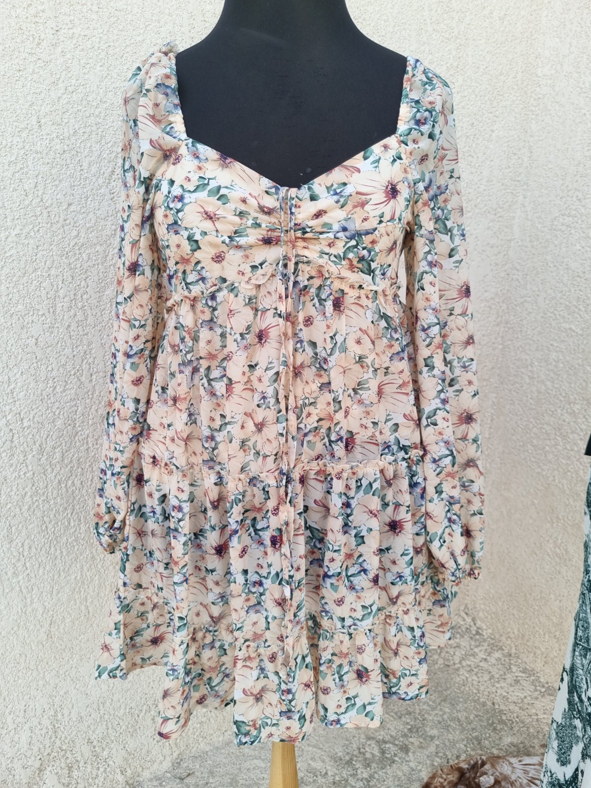 Robe Courte Fluide à Fleurs et Volants FOREVER 21 (Taille M)