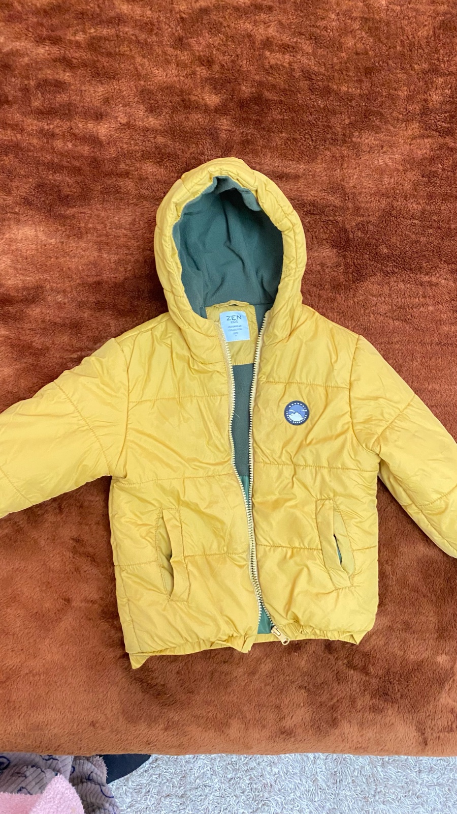 Manteau jaune moutarde garçon 4ans