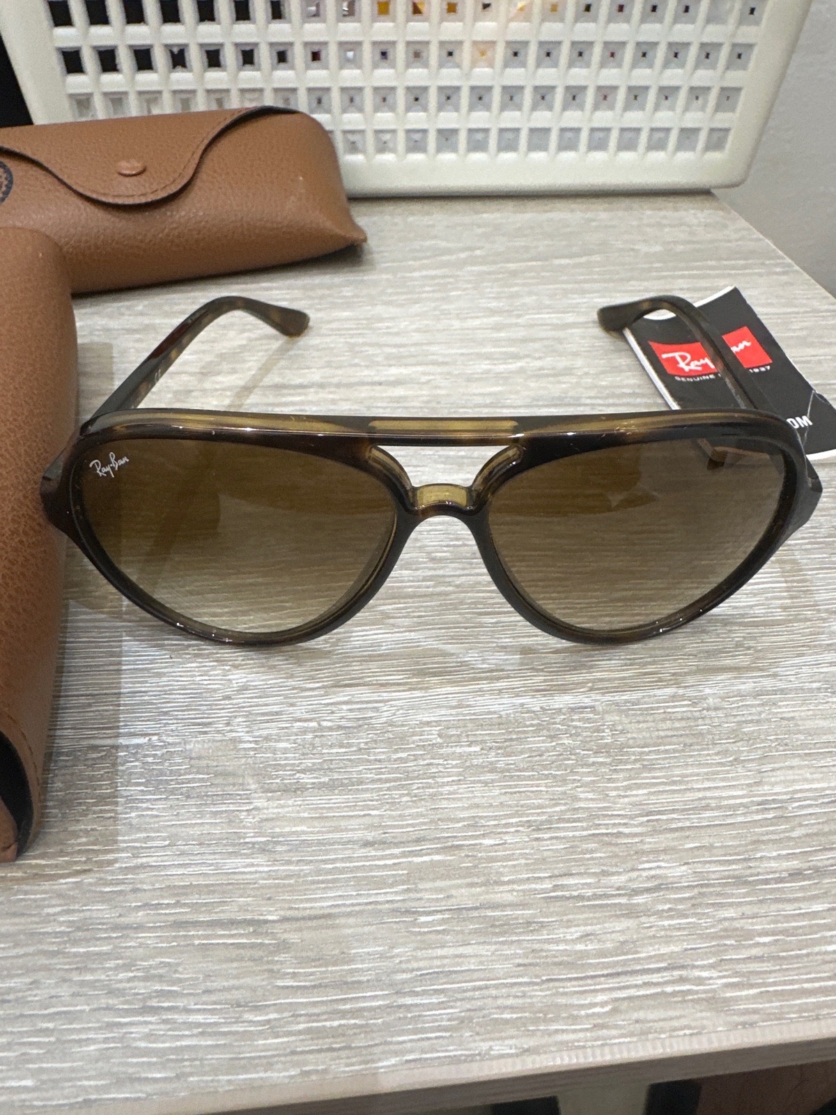 Rayban cat 5000