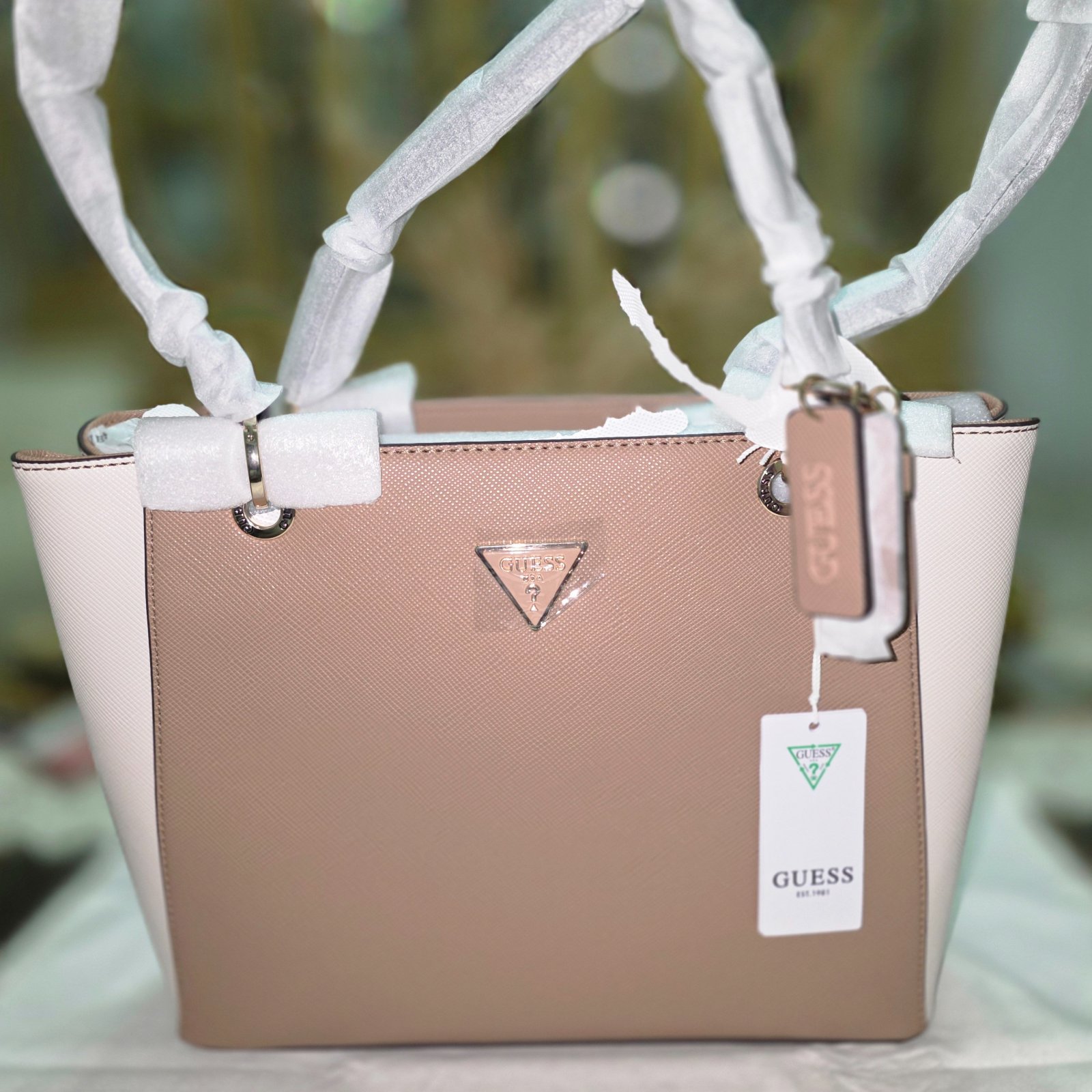 Sac guess grand format 