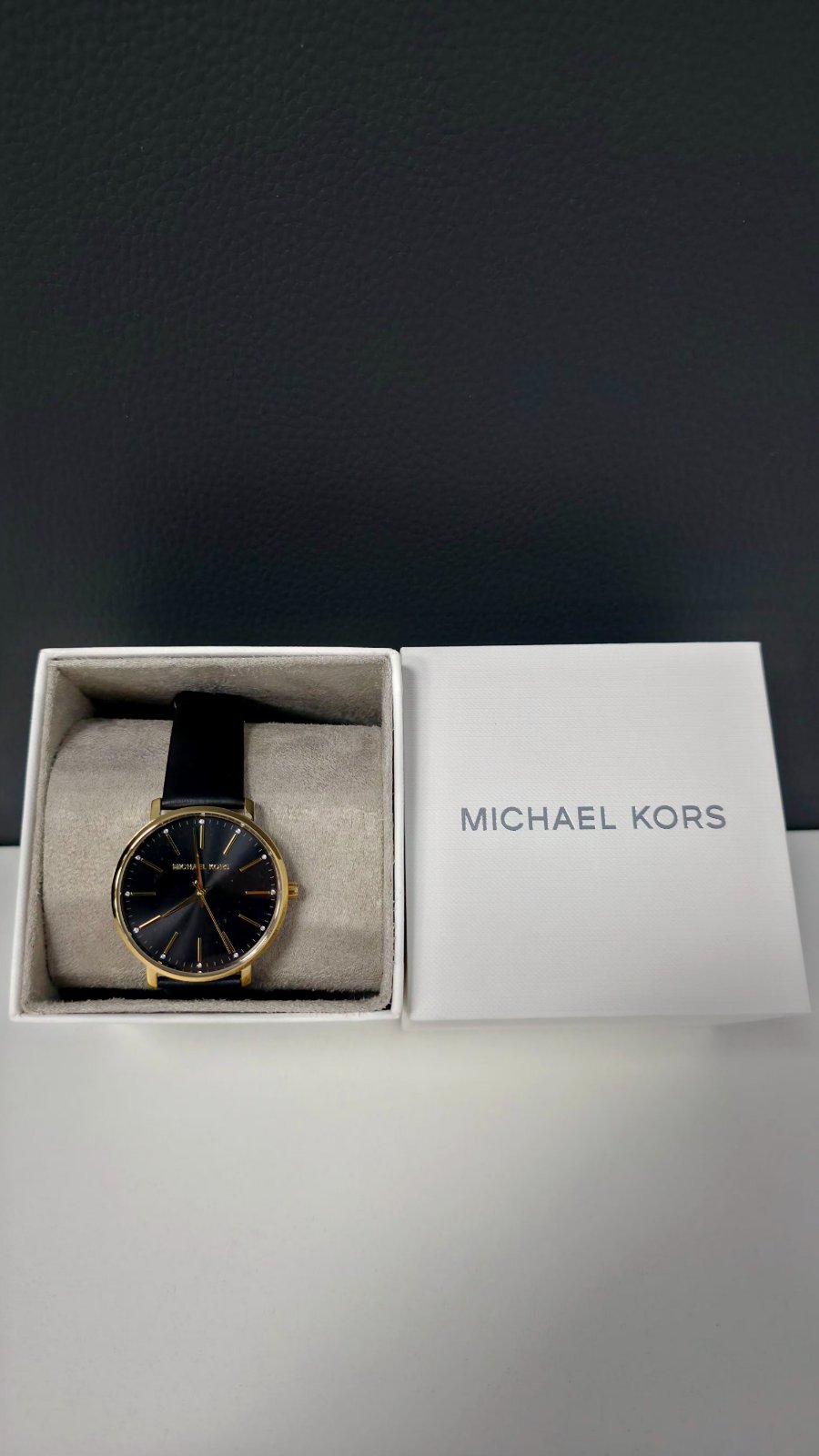2 montres michael kors