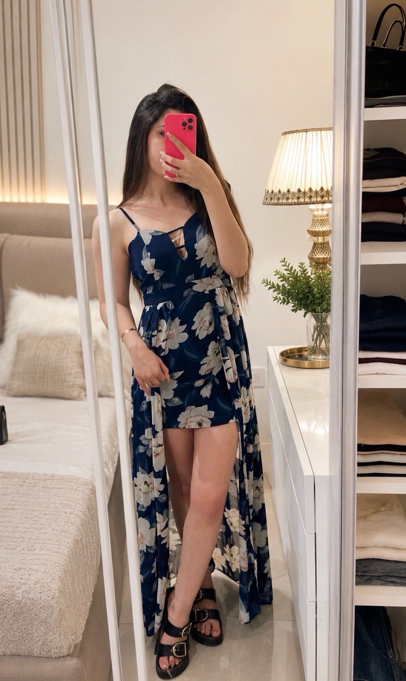 Robe fleurie chic 💙 Coupe tendance courte devant longue derrière 