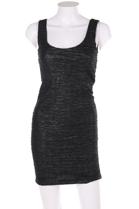 Robe noir soirée de la marque AMISU