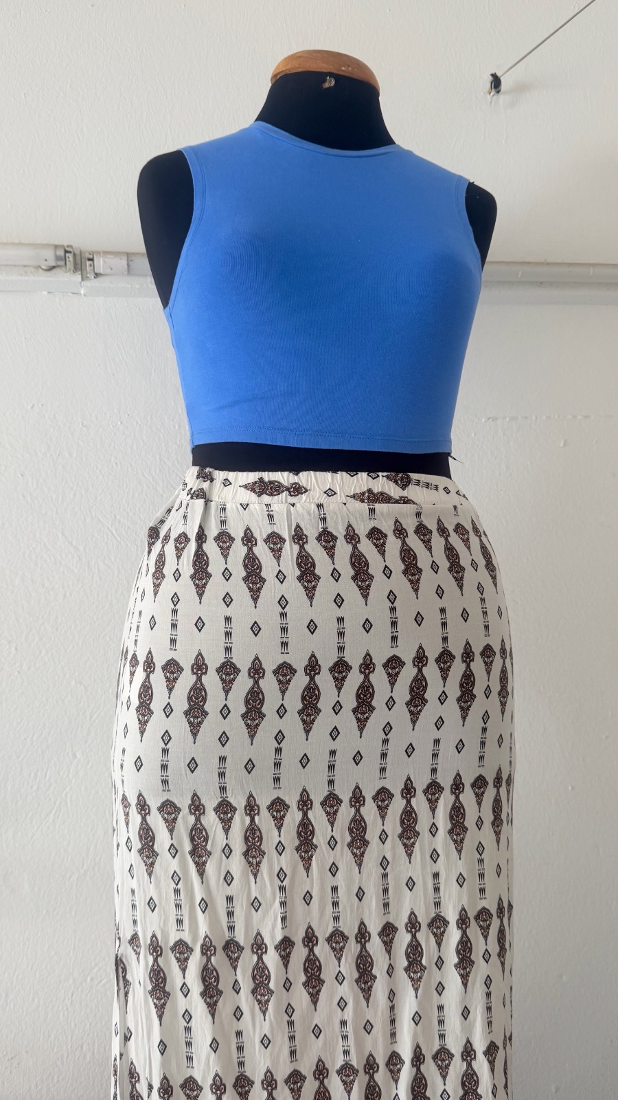 Pull et jupe