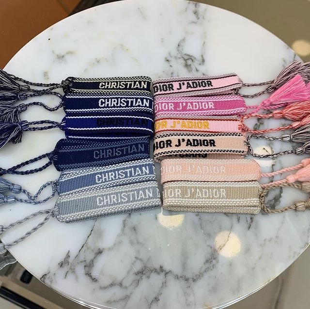 Bracelets haute gamme dispo