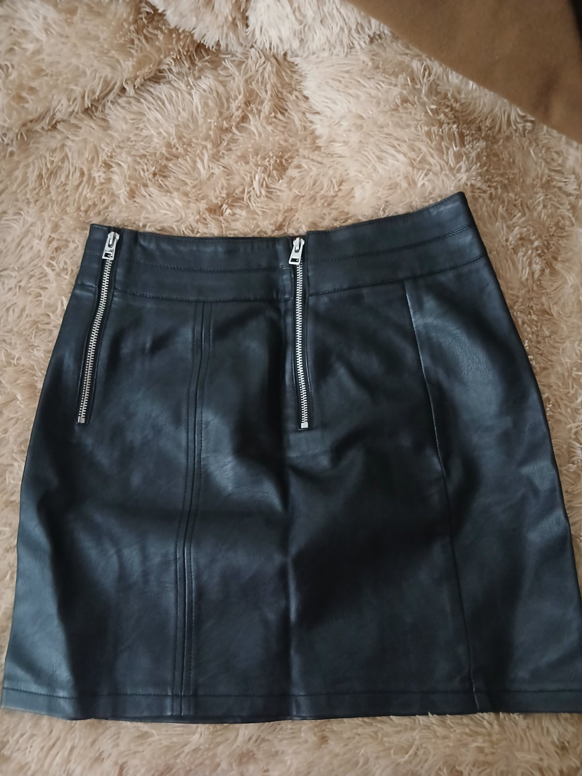 Jupe noir cuire 