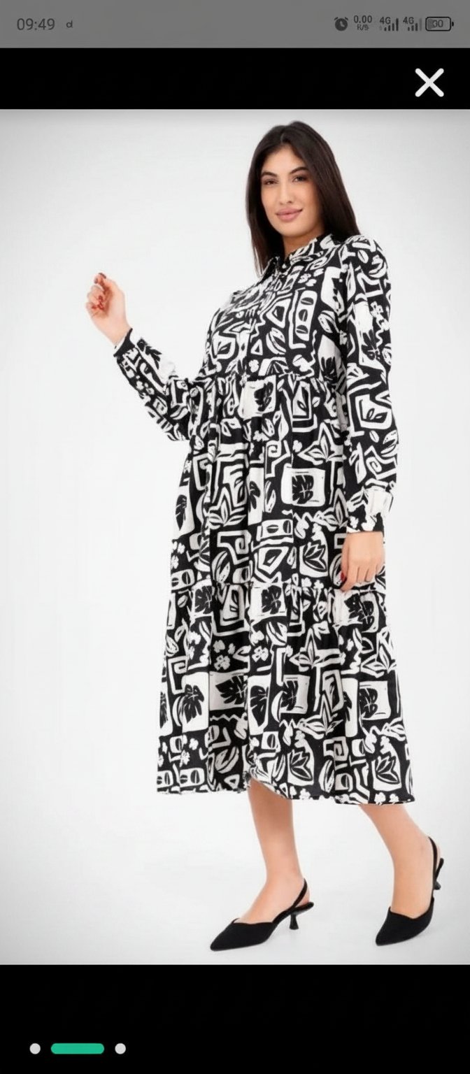 Robe noire et blanc de HA