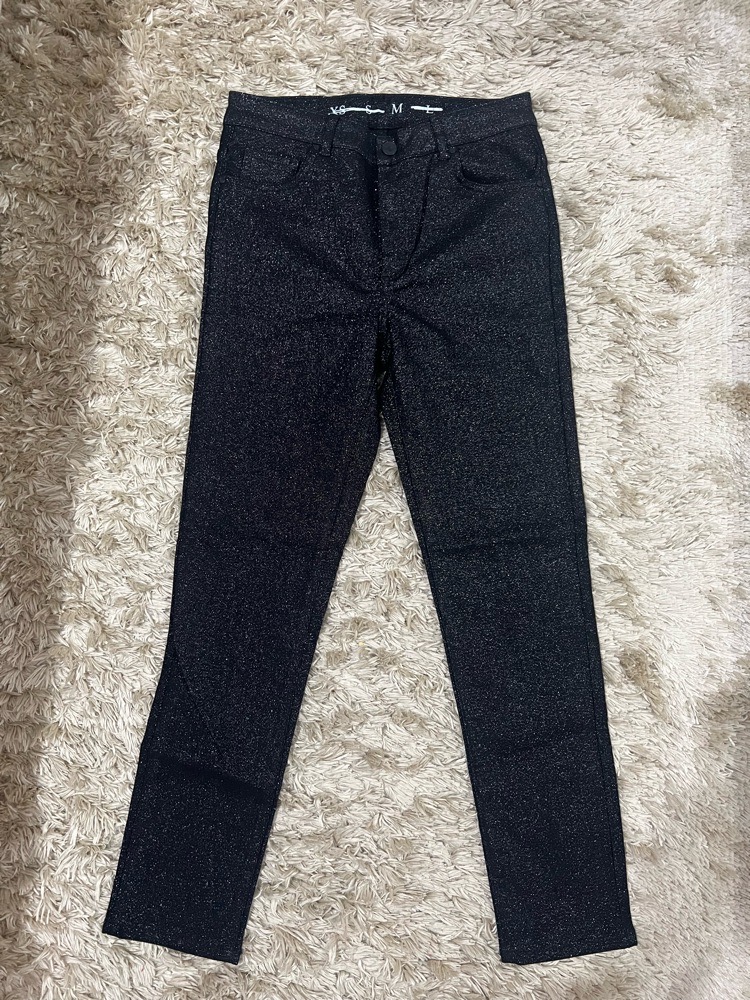 Pantalon pailleté neuf taille M 