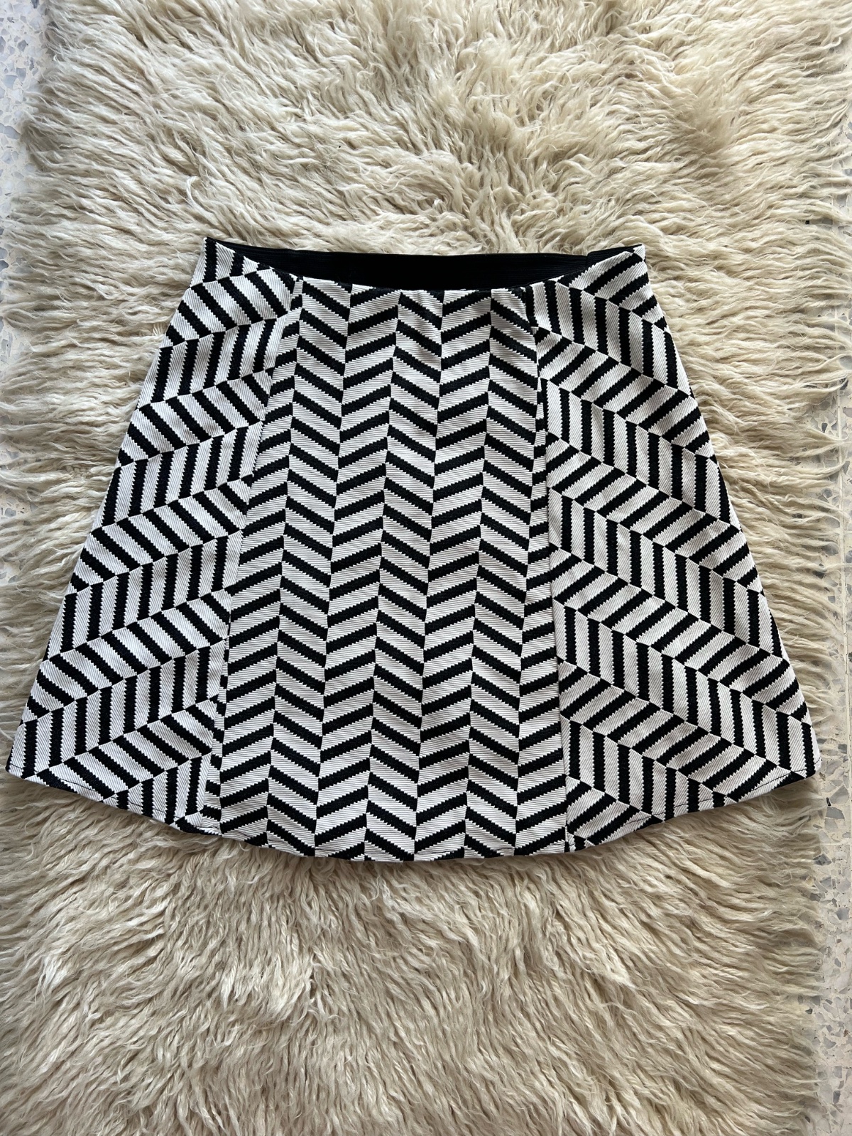 Jupe ZaRA taille L 