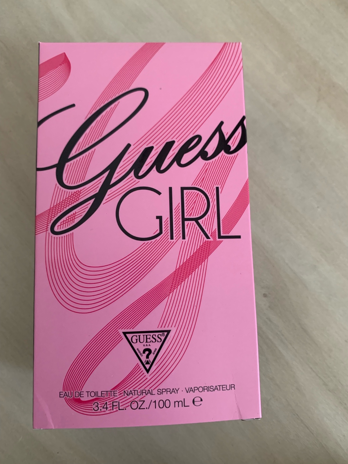 Guess girl 