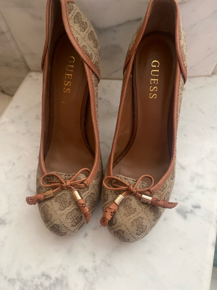 Escarpins guess 