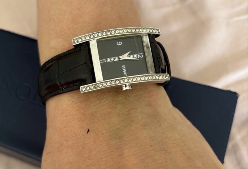 montre ( marque Esprit )