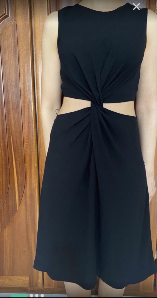 robe noire Zara taille s