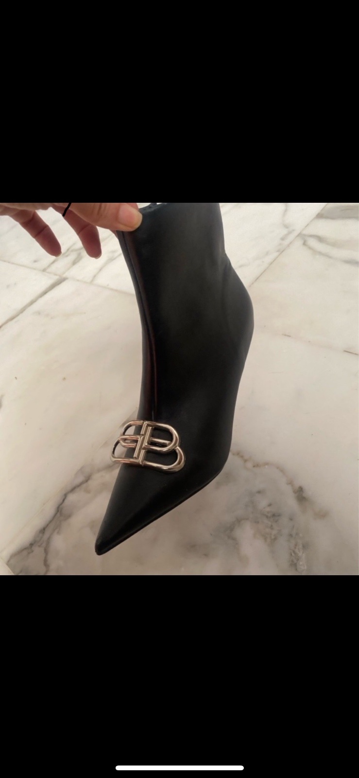 Bottines en cuir presque neuves 