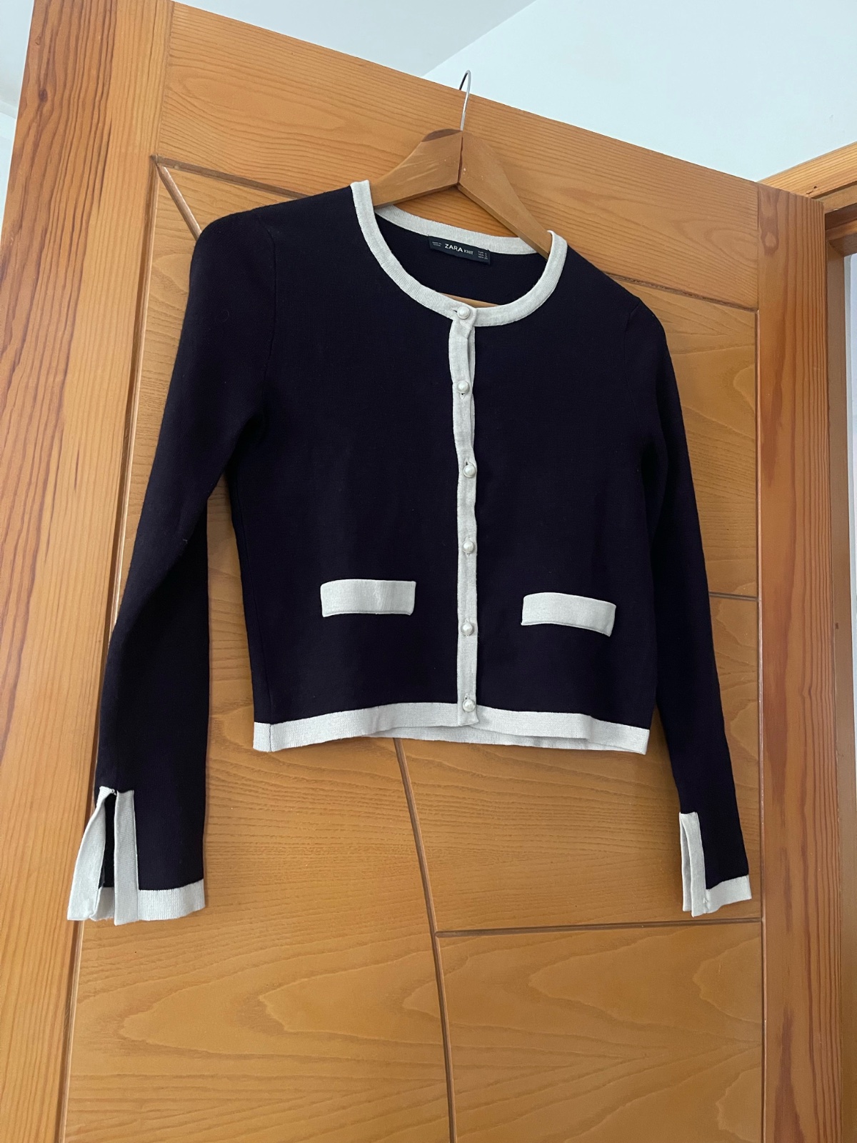 Cardigan 🤍 