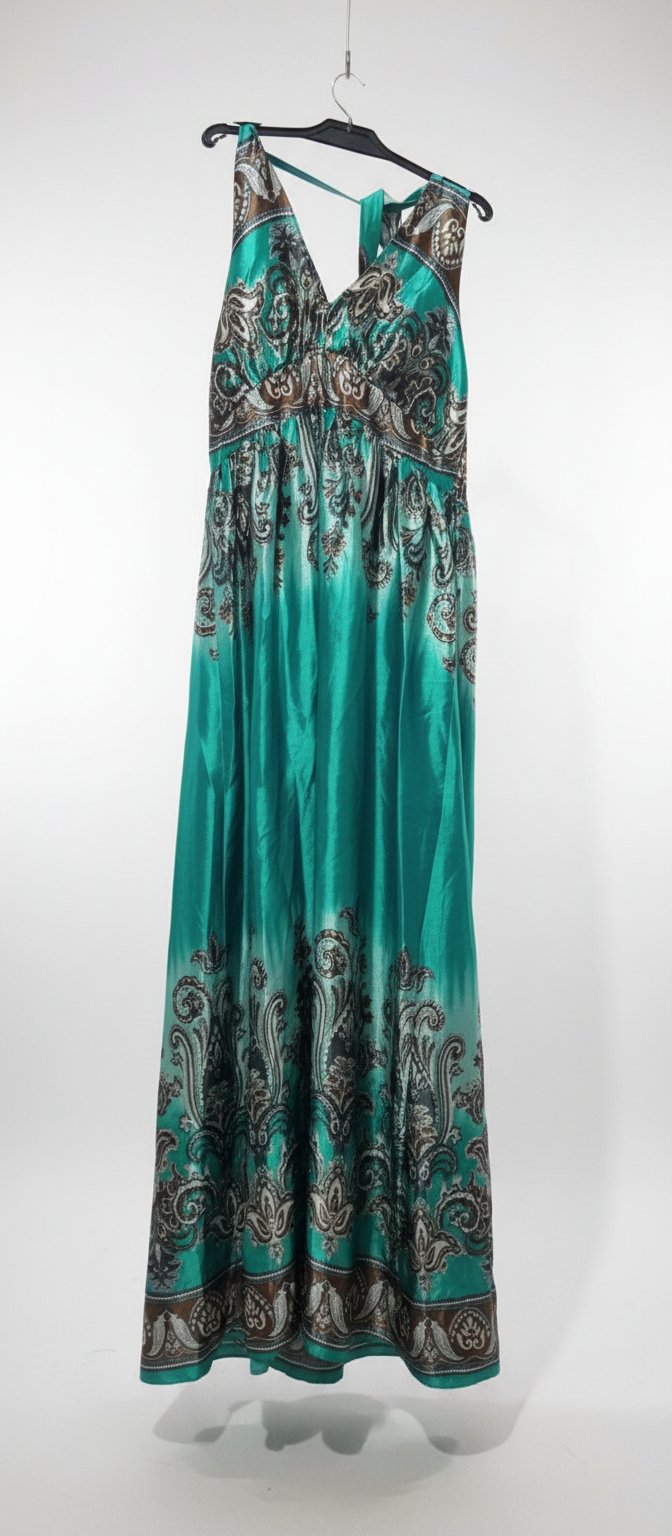 Robe satinée longue 