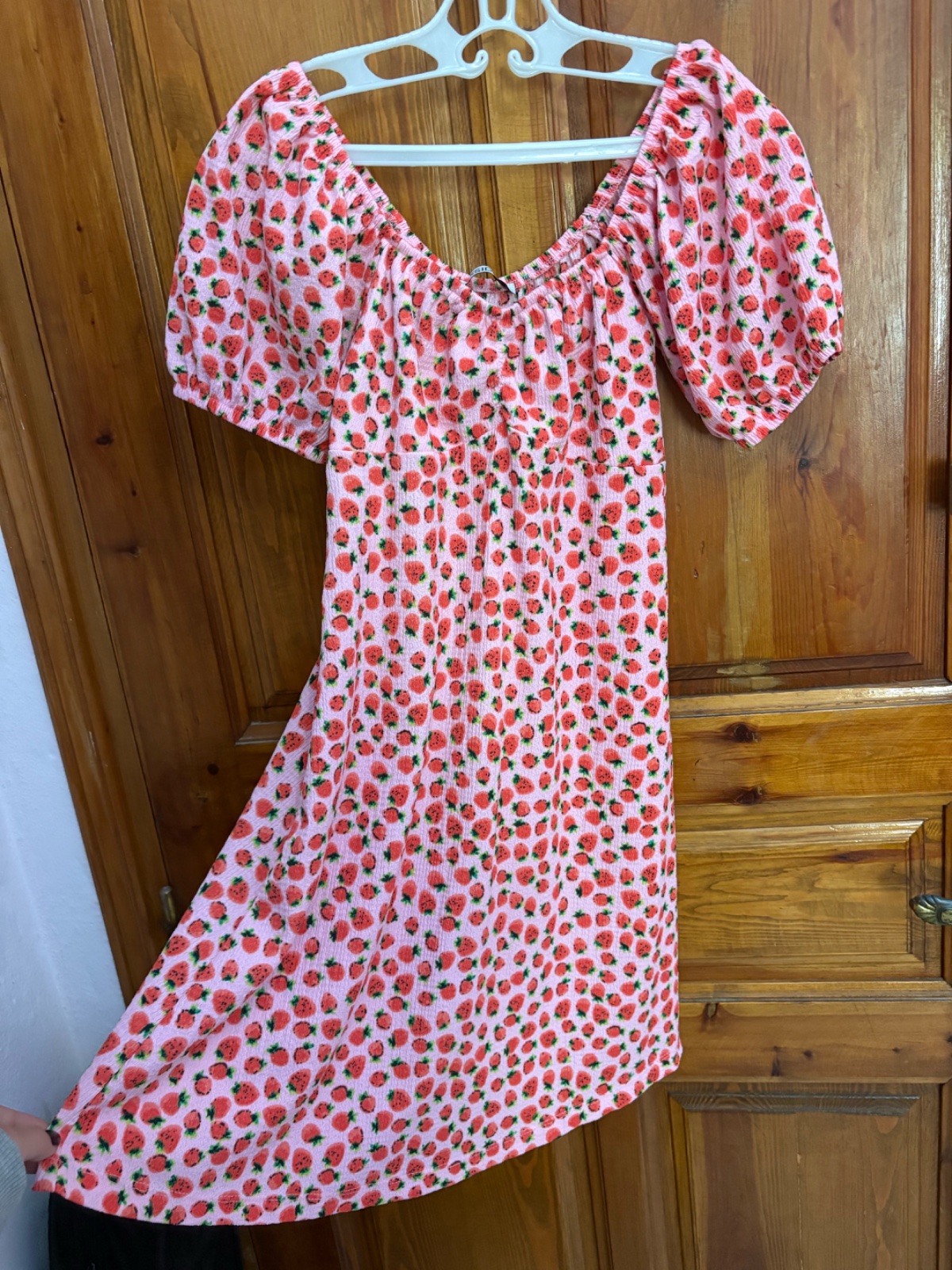 Robe aux motifs de fraises 