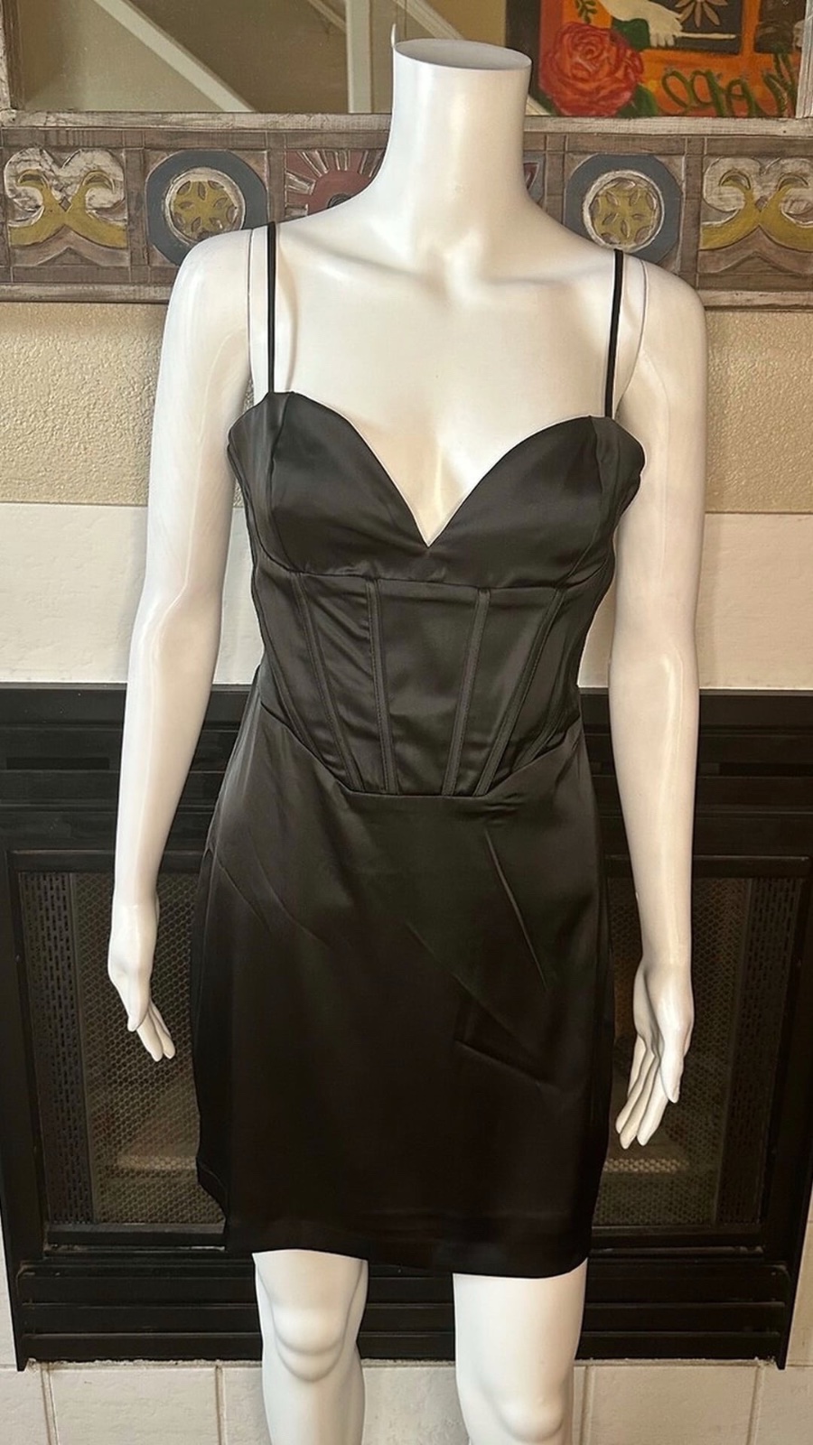 Robe noir style corset