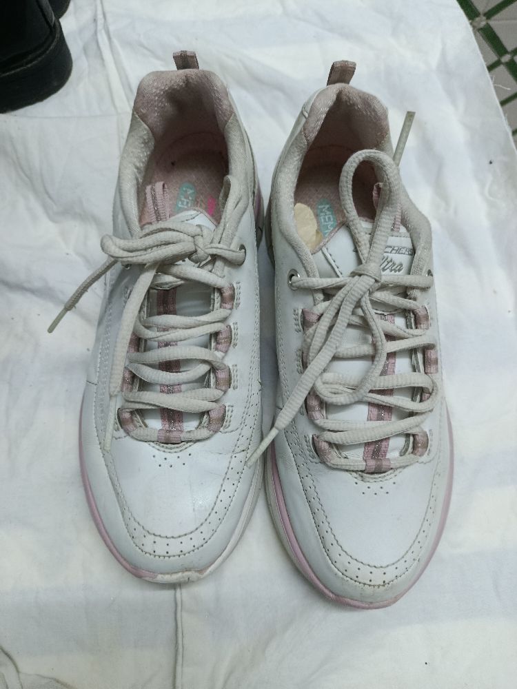 Spadri fille skechers