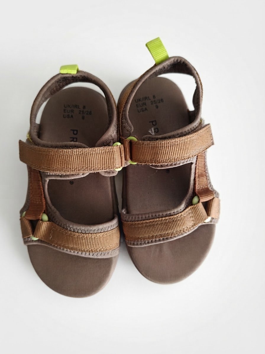 Sandales  Primark pour enfant 