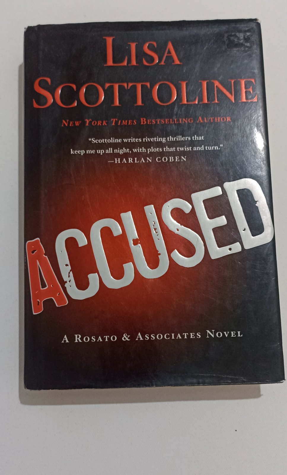 Accused -Lisa Scottoline 