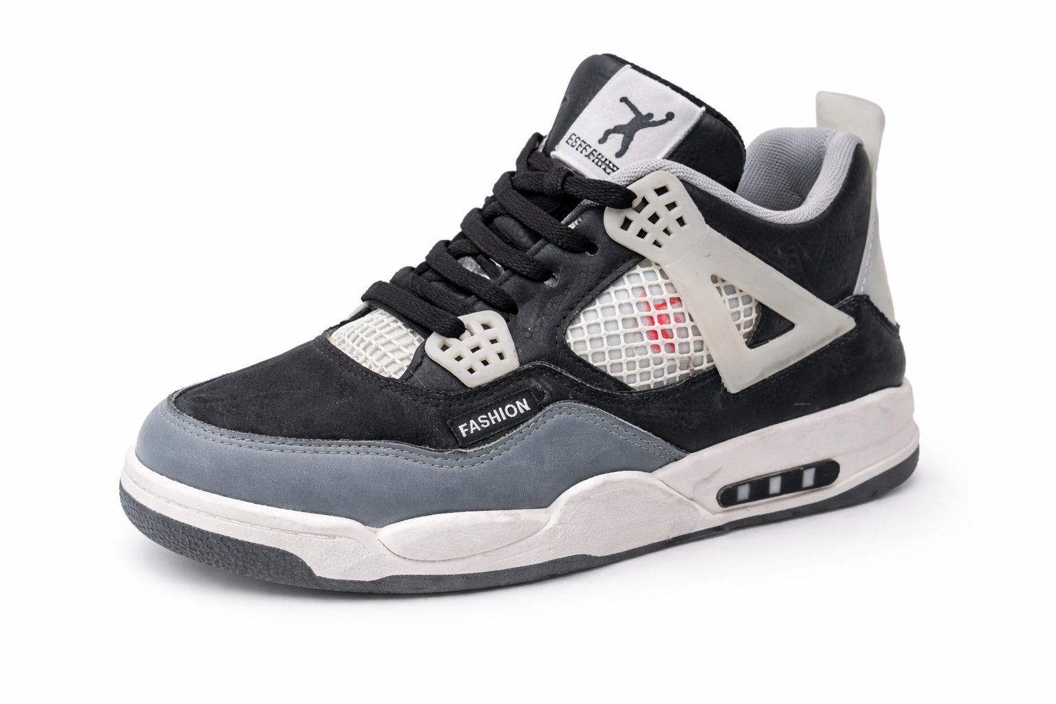 Basket Style Jordan Noir/Gris – Pointure 39
