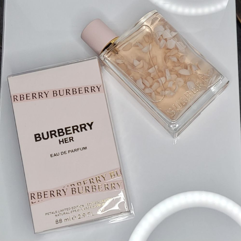 Burberry her 