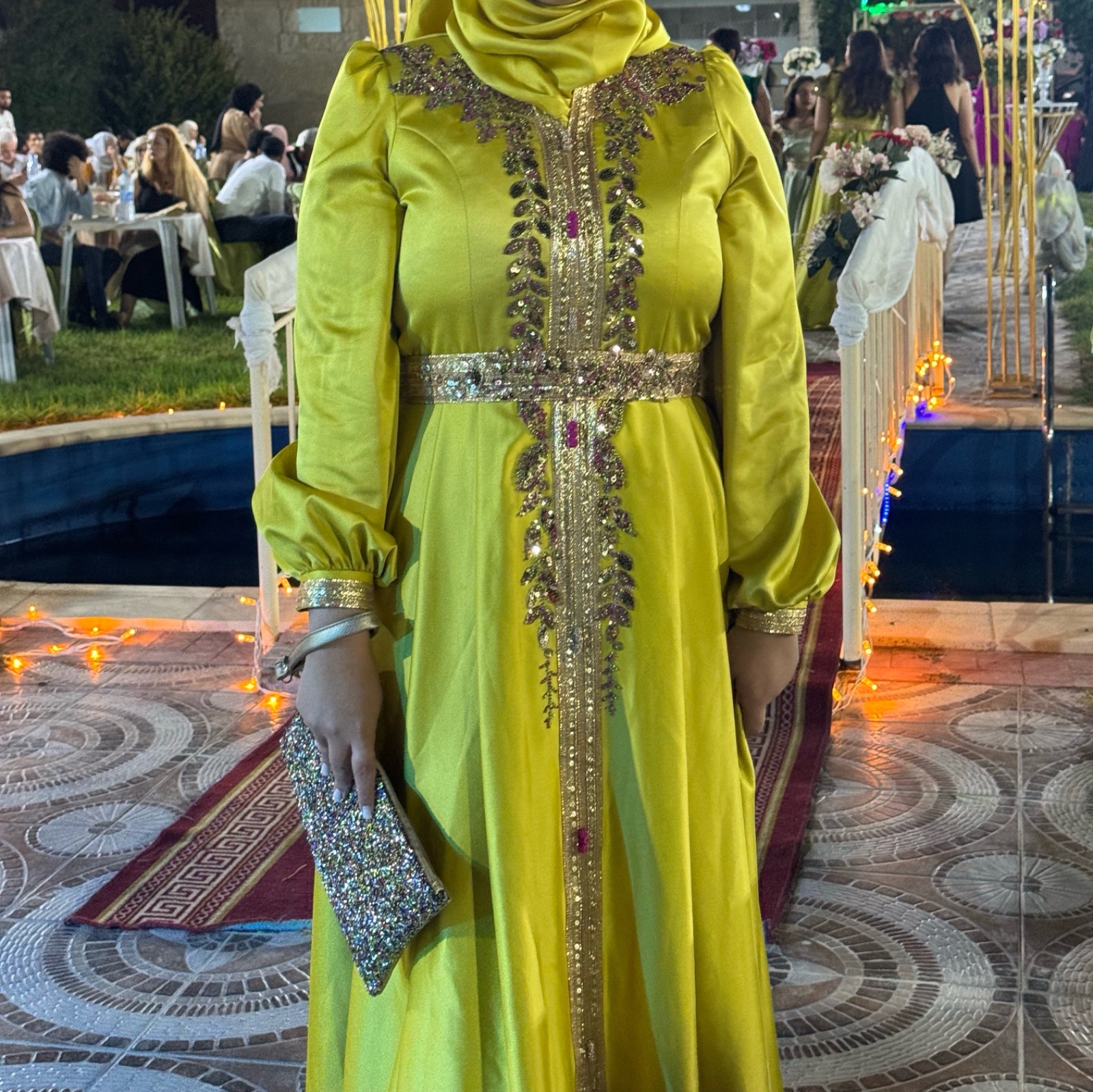 Kaftan avec foulard taille 44 