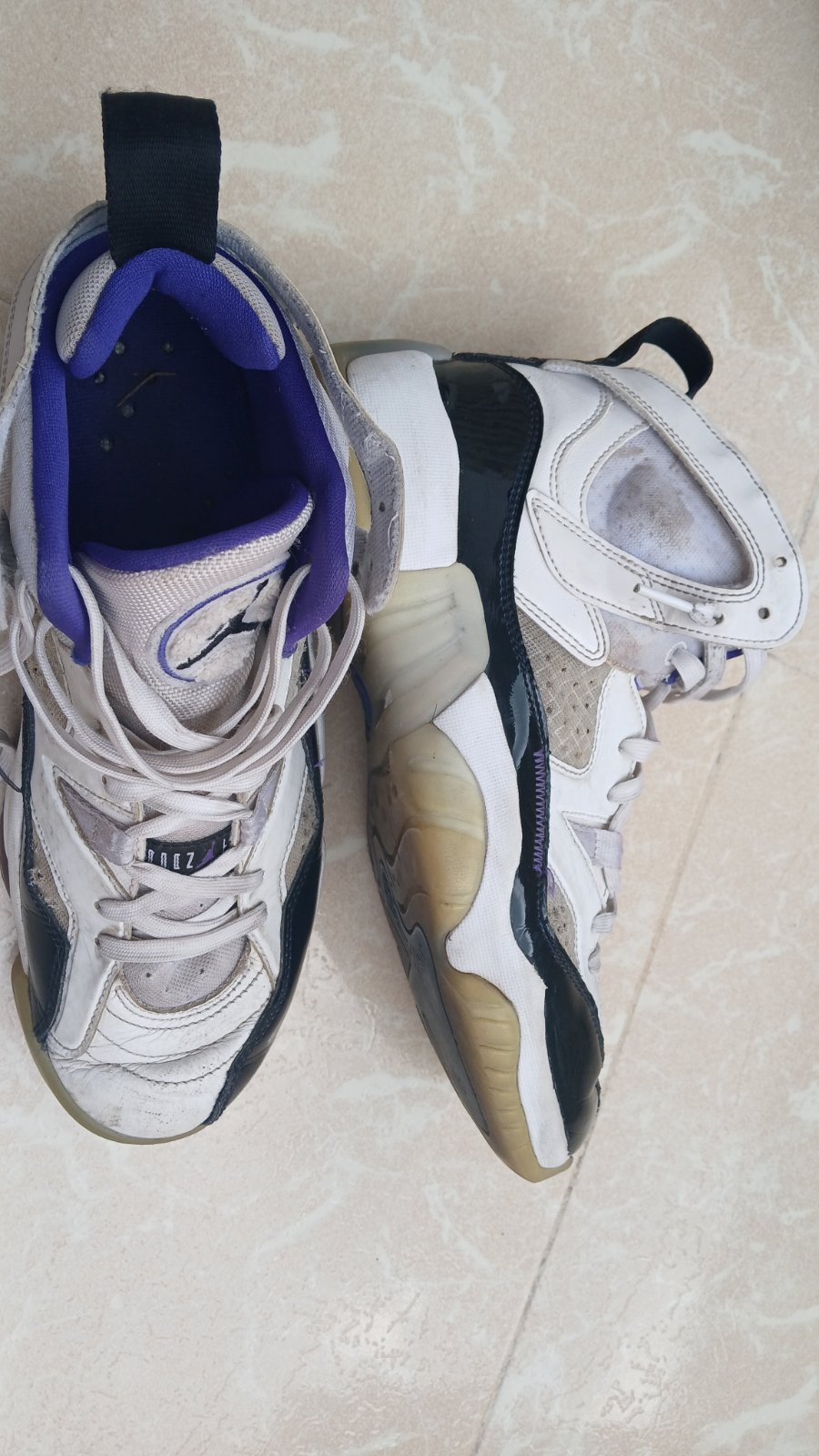Air Jordan 8 Original – Taille 42 – Bon état 💜🔥