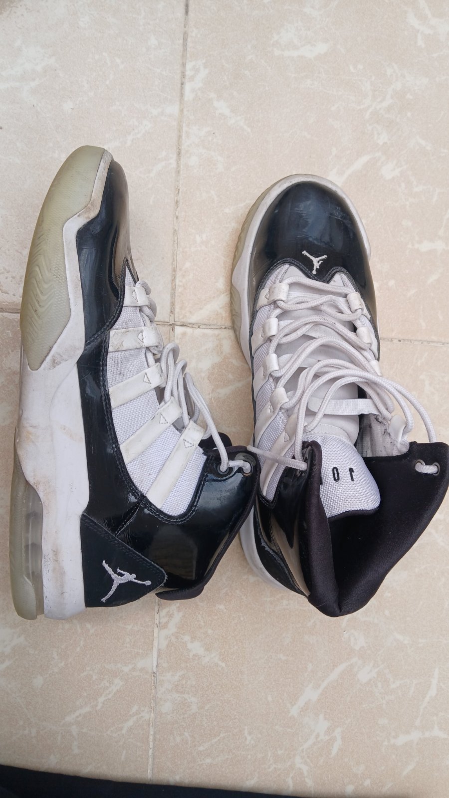 Air Jordan Original – Taille 42 – Bon état 🔥