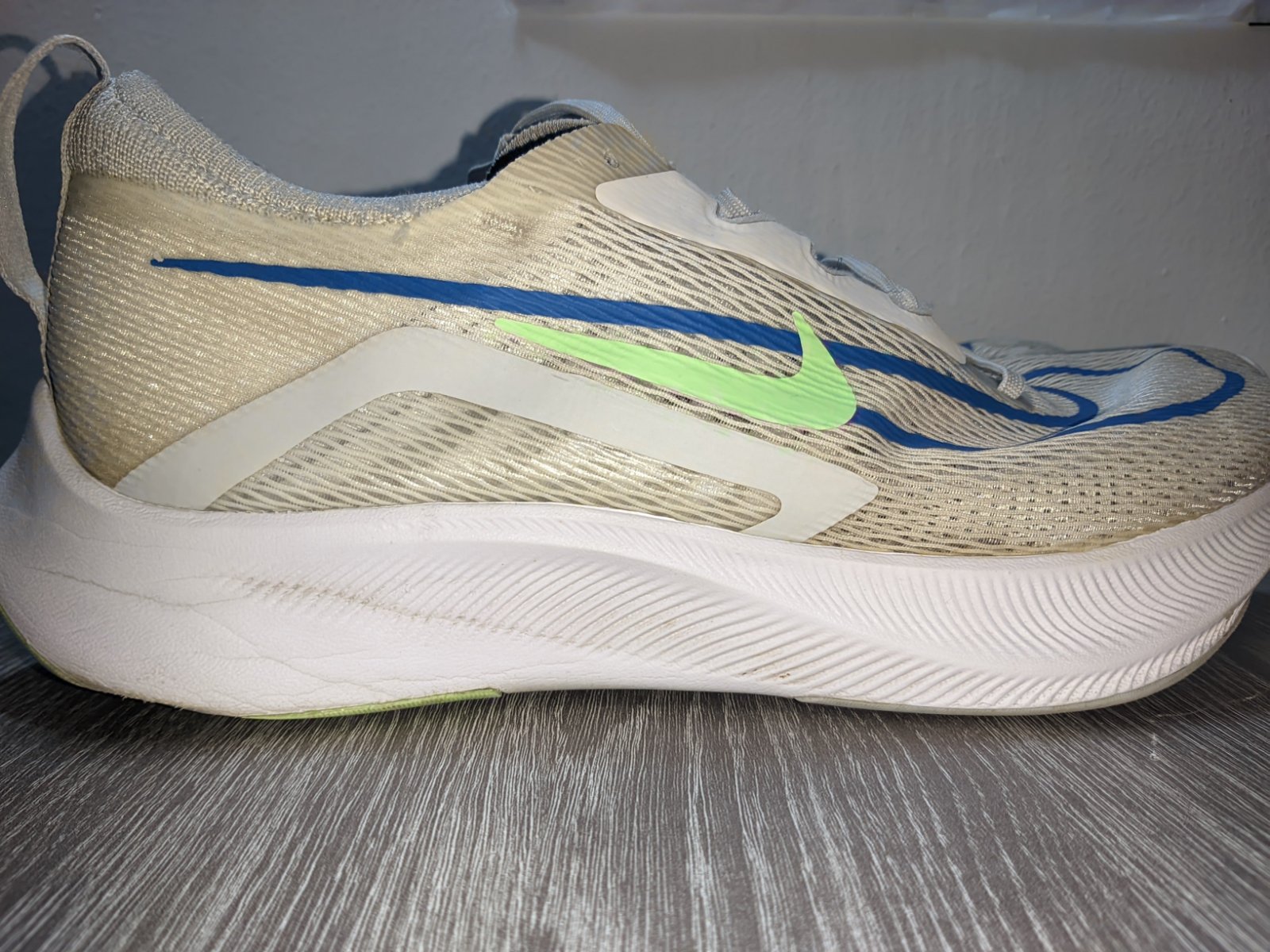 Nike zoom fly 4