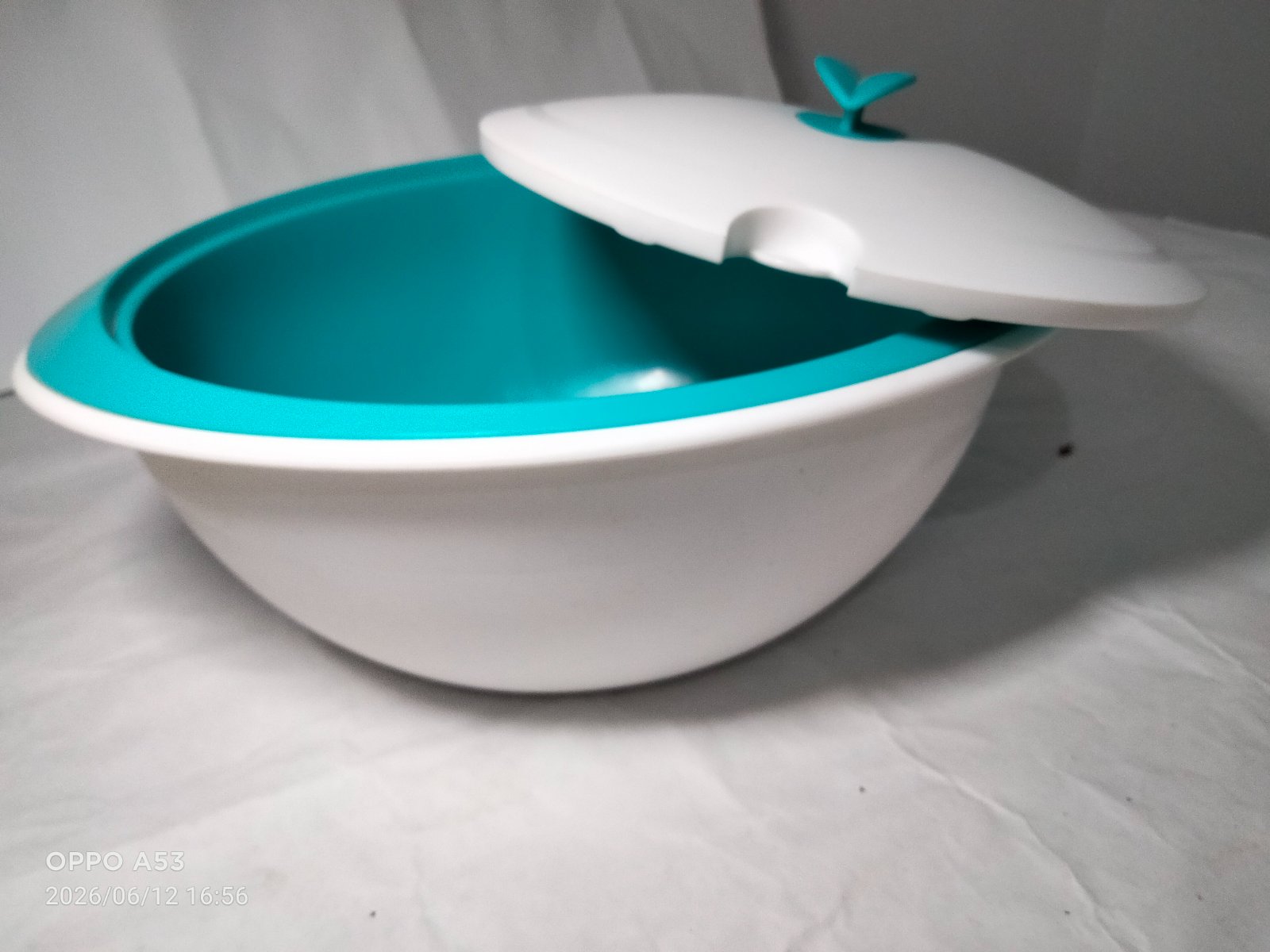 Sert à chaud tupperware 