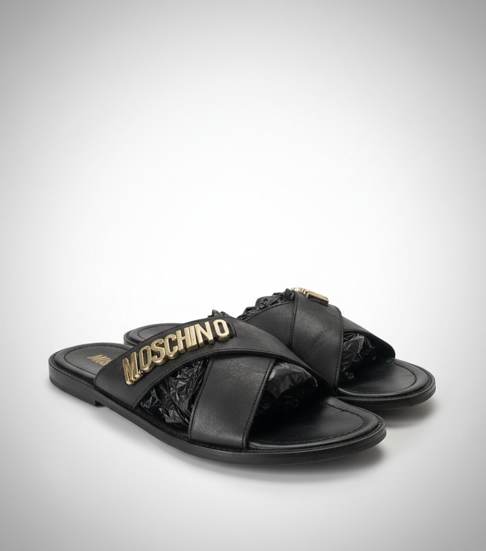 Claquette croisée  en cuir noir Moschino ❤️💖🥰😍💕🌹🌷