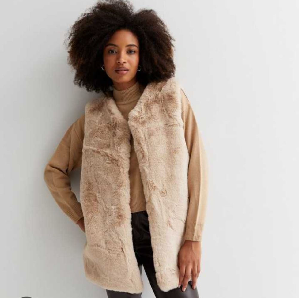 Veste forrure sans manches